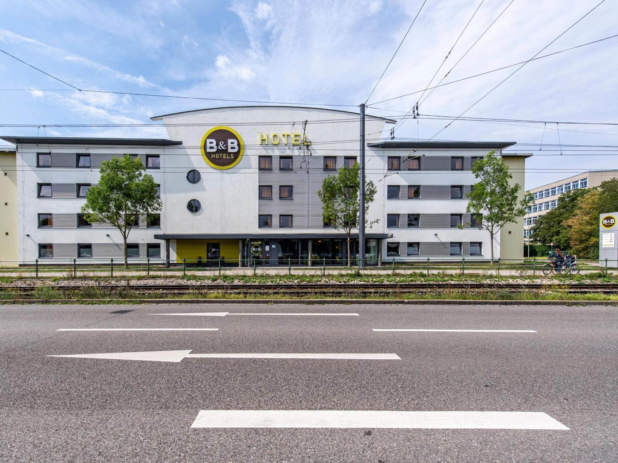 B&B Hotel Augsburg-Sued Exterior foto